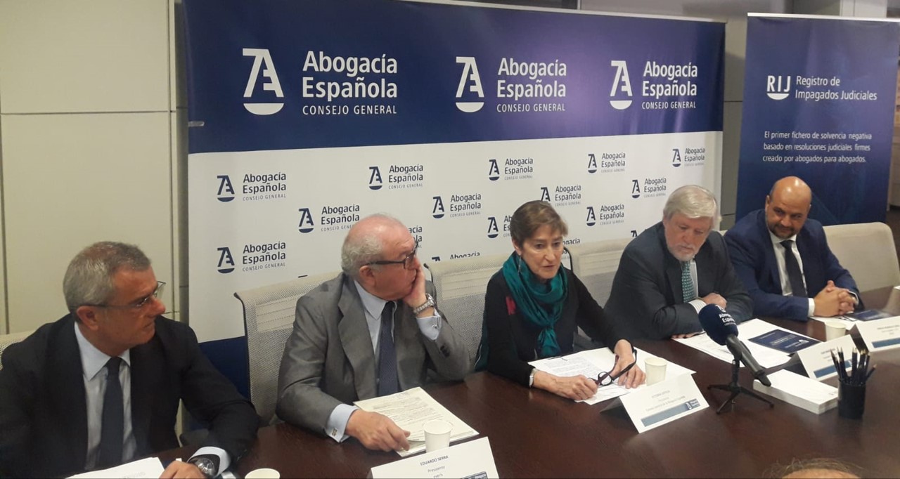 Presentación institucional en la sede de la Abogacía Española